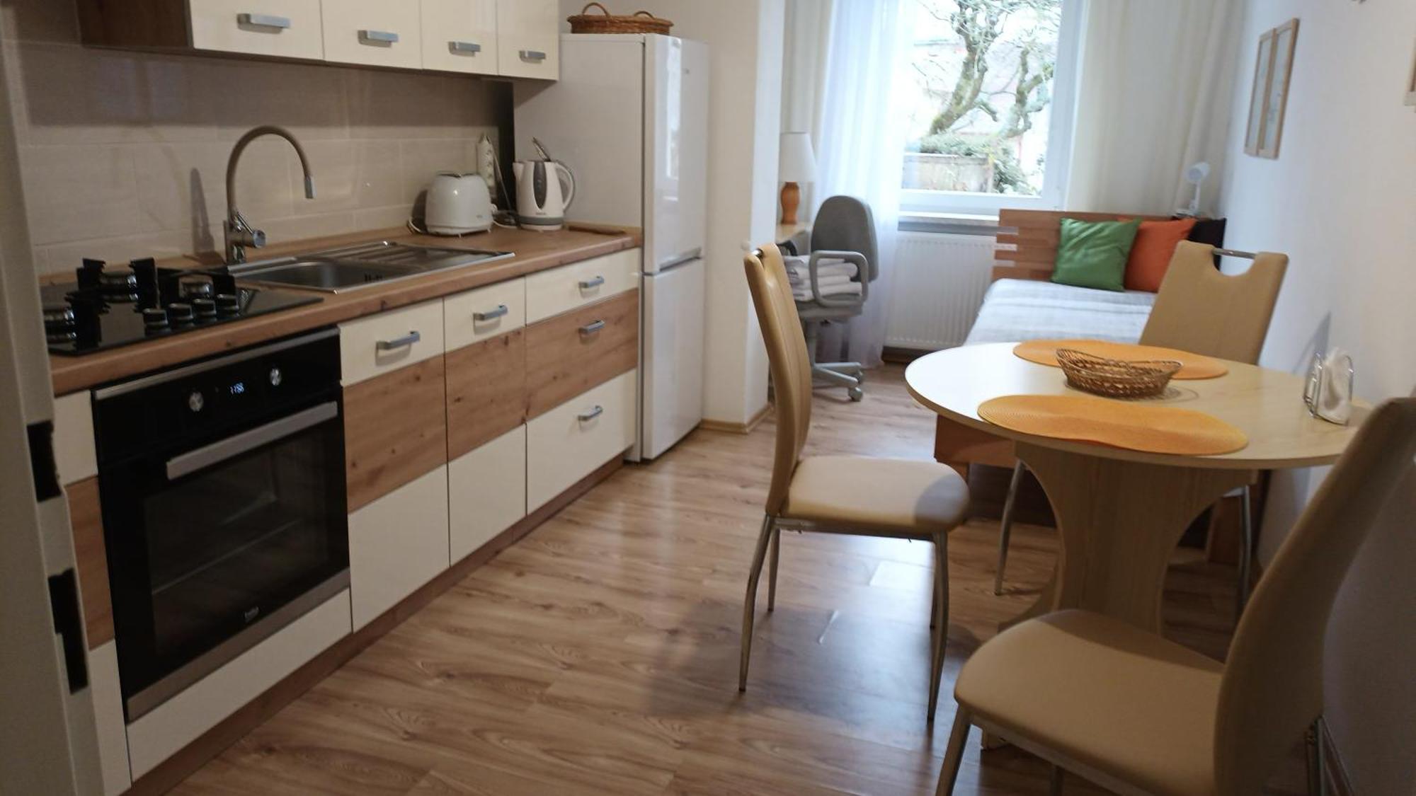 Apartman Alena كارلوفي فاري المظهر الخارجي الصورة